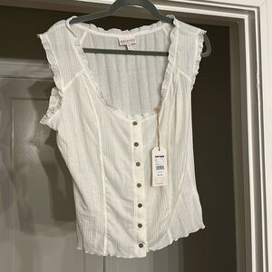 NWT Shyanne ruffle edge top